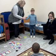 Как Дэвид Бекхэм отметил посвящение в рыцари вместе с семьёй