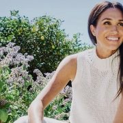 Битва нарядов: Джилл Байден и Меган Маркл в похожих платьях Oscar de la Renta