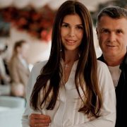 Джон Ледженд стал многодетным отцом