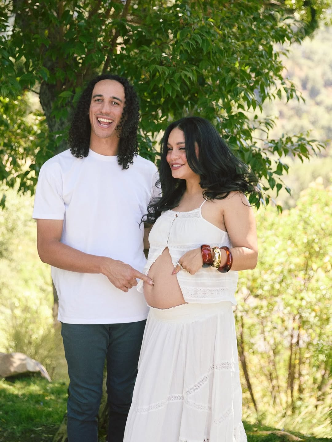 Ванесса Хадженс стала мамой во второй раз