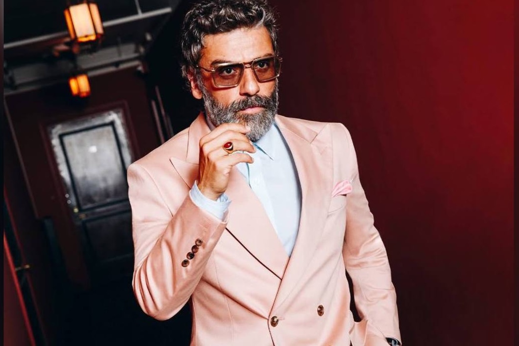 Оскар Айзек стал мужчиной года по версии GQ