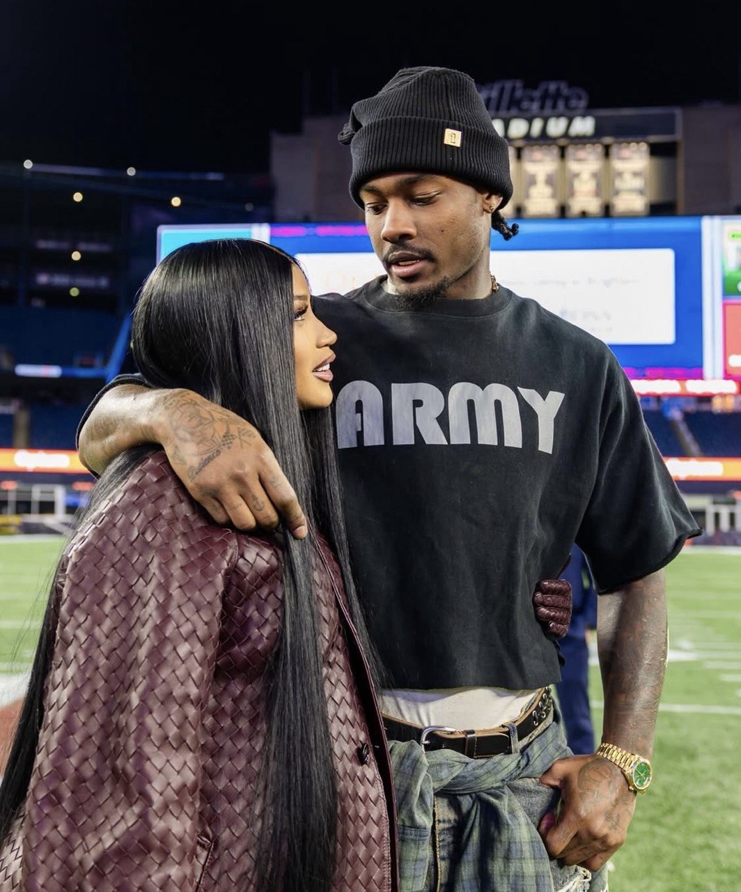 Карді Бі стала багатодітною мамою