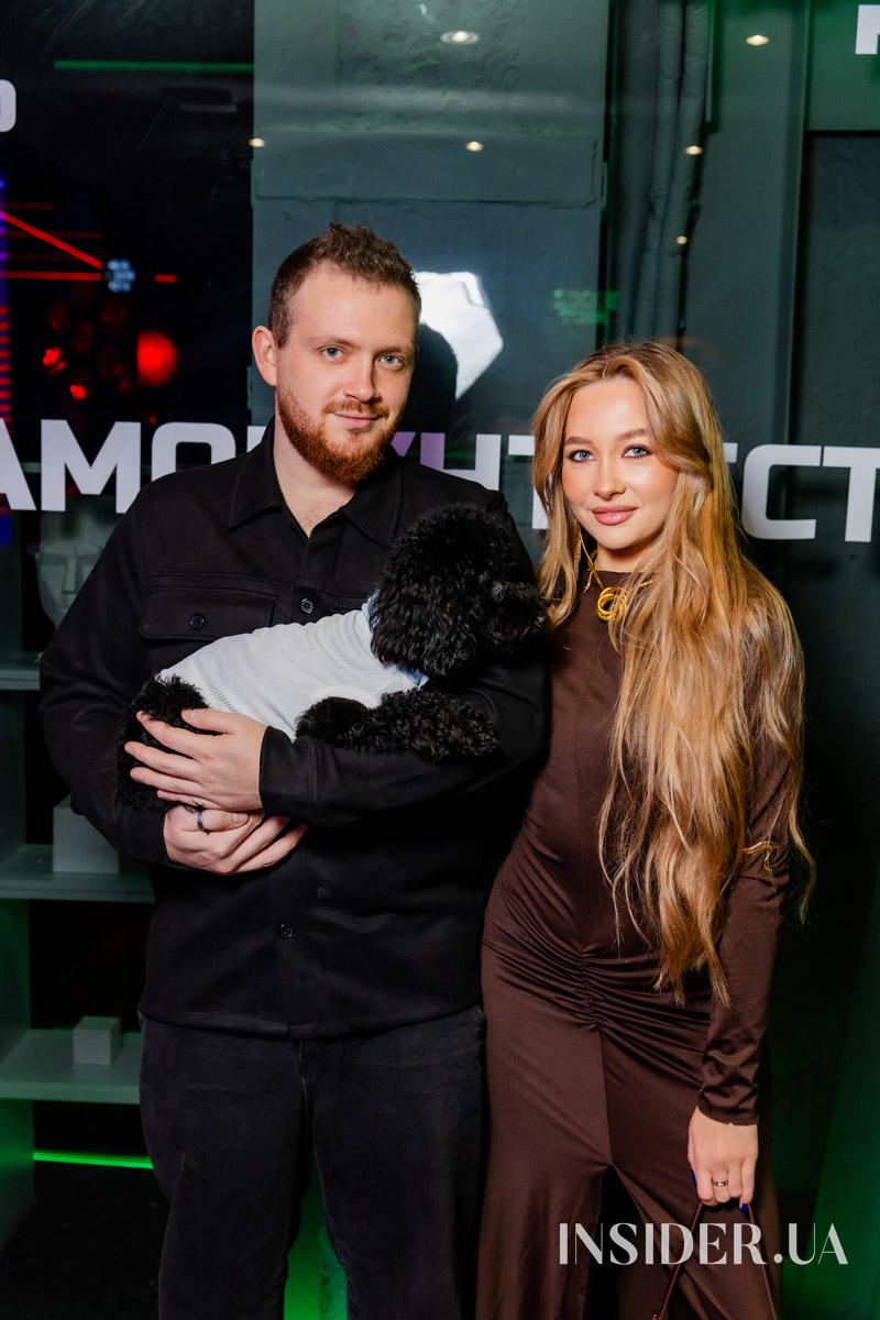 Свято українського слова й благодійності: вечір поезії «Читай серцем»