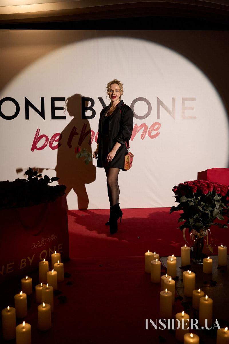 Суцільна романтика: як минув ексклюзивний показ першого епізоду шоу «Холостяк»