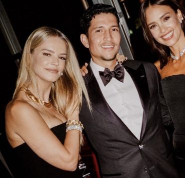 Джессика Альба дебютировала на красной дорожке с новым бойфрендом