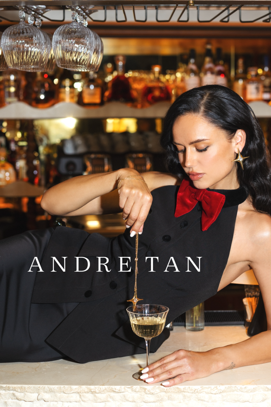 У чому зустрічати Новий рік: розглядаємо святкову колекцію Андре Тана