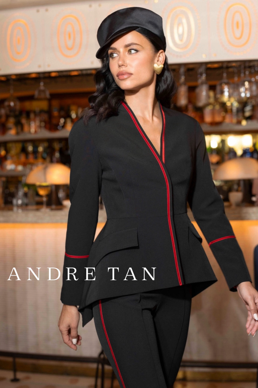 У чому зустрічати Новий рік: розглядаємо святкову колекцію Андре Тана