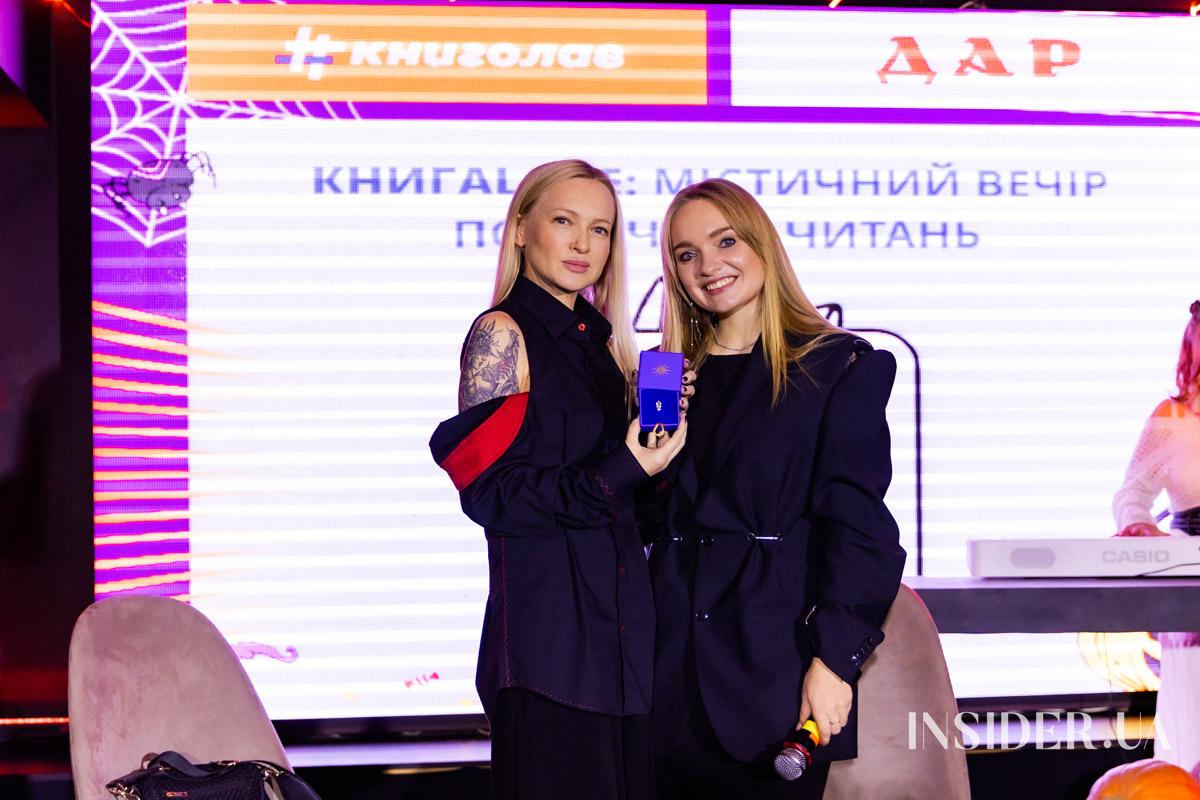 Свято українського слова й благодійності: вечір поезії «Читай серцем»