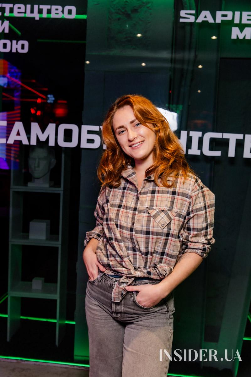 Свято українського слова й благодійності: вечір поезії «Читай серцем»