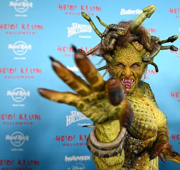 Геловін — 2025: Гайді Клум, Періс Гілтон та інші зірки в химерних образах