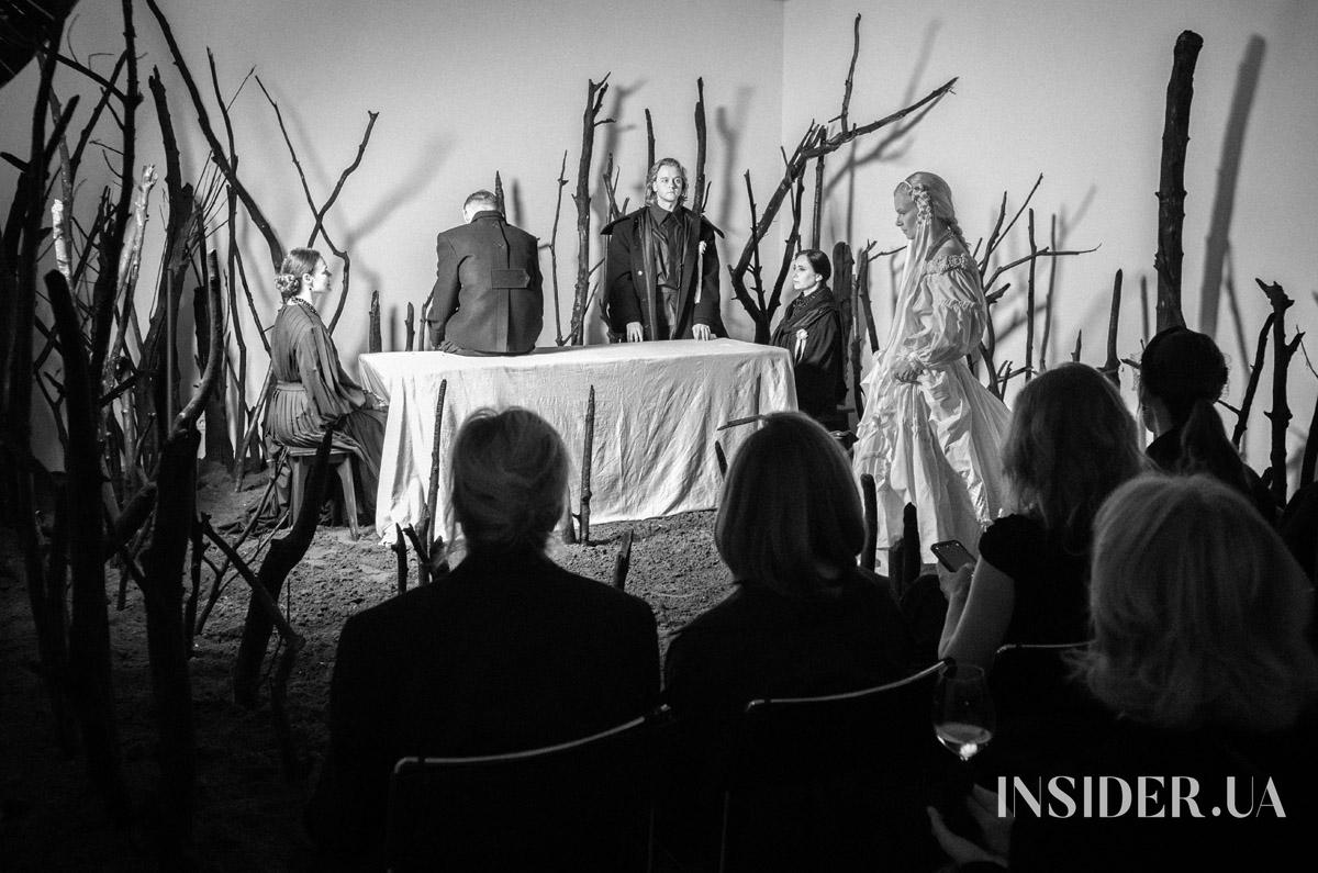 «Прем’єра, яка не відбудеться» — виставка про пам’ять, біль і спадковість нашої культури