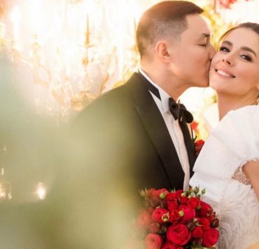 Сотні троянд: Іванна Онуфрійчук показала, як чоловік привітав із річницею