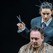 Мінімалізм зі змістом: як Дарія Волошина будує б’юті-рутину без зайвого