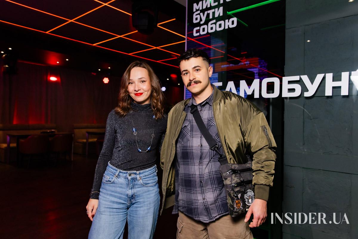 Свято українського слова й благодійності: вечір поезії «Читай серцем»