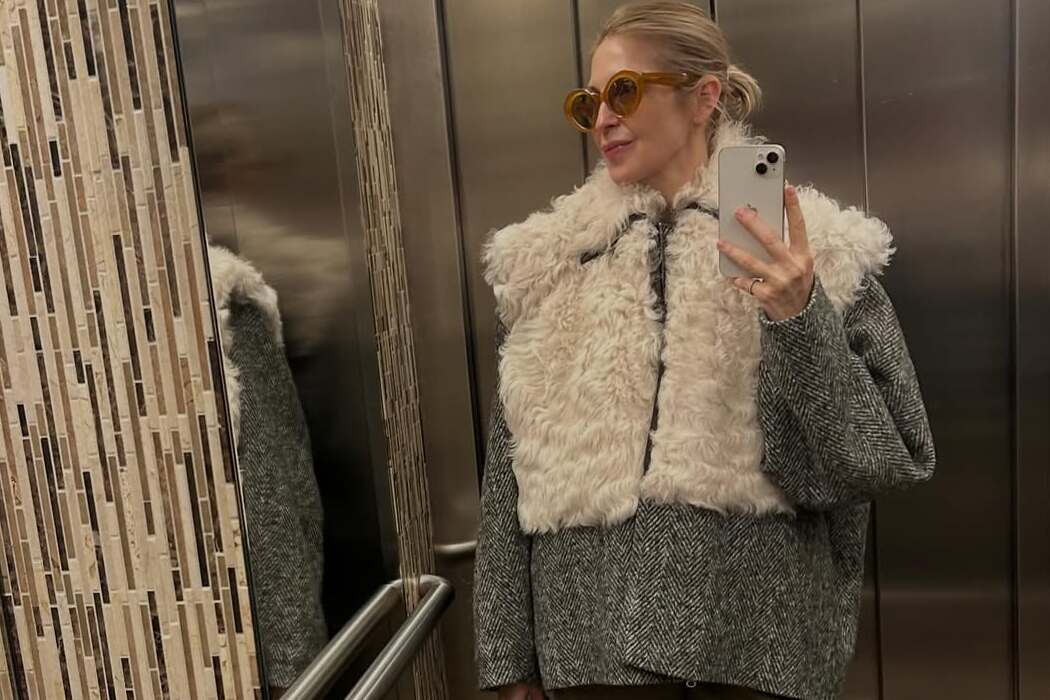 Носители: Келли Разерфорд примерила бомбер Litkovska