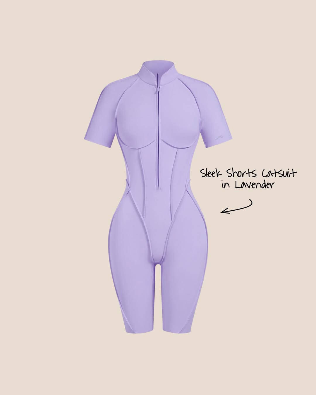 Носії: героїня Мінді з серіалу «Емілі в Парижі» у комбінезоні бренду BTTRM