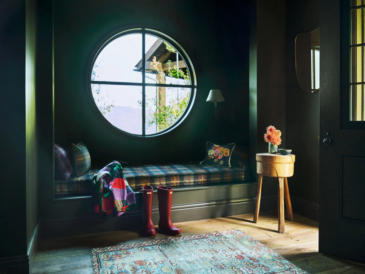 В оточенні гір: Кендалл Дженнер показала свій новий будинок у Каліфорнії