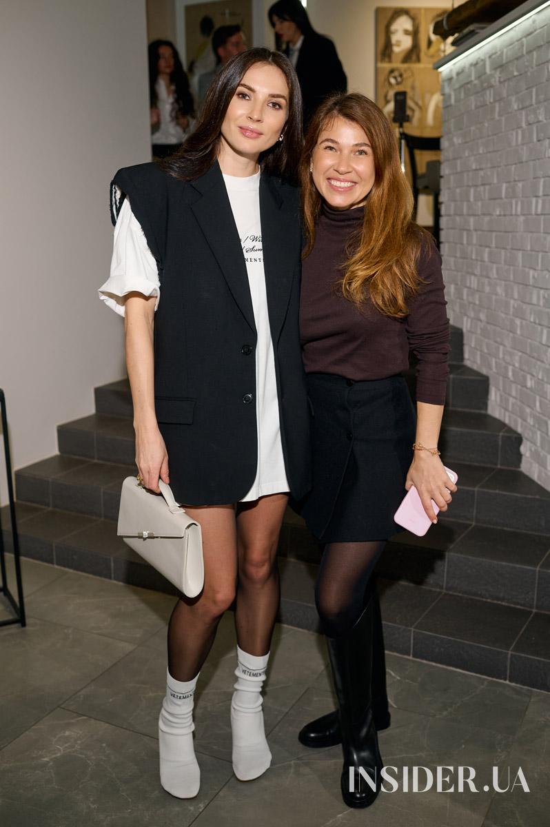 Без ролей і прикрас: як пройшла перша зустріч «Недосконалих жінок»