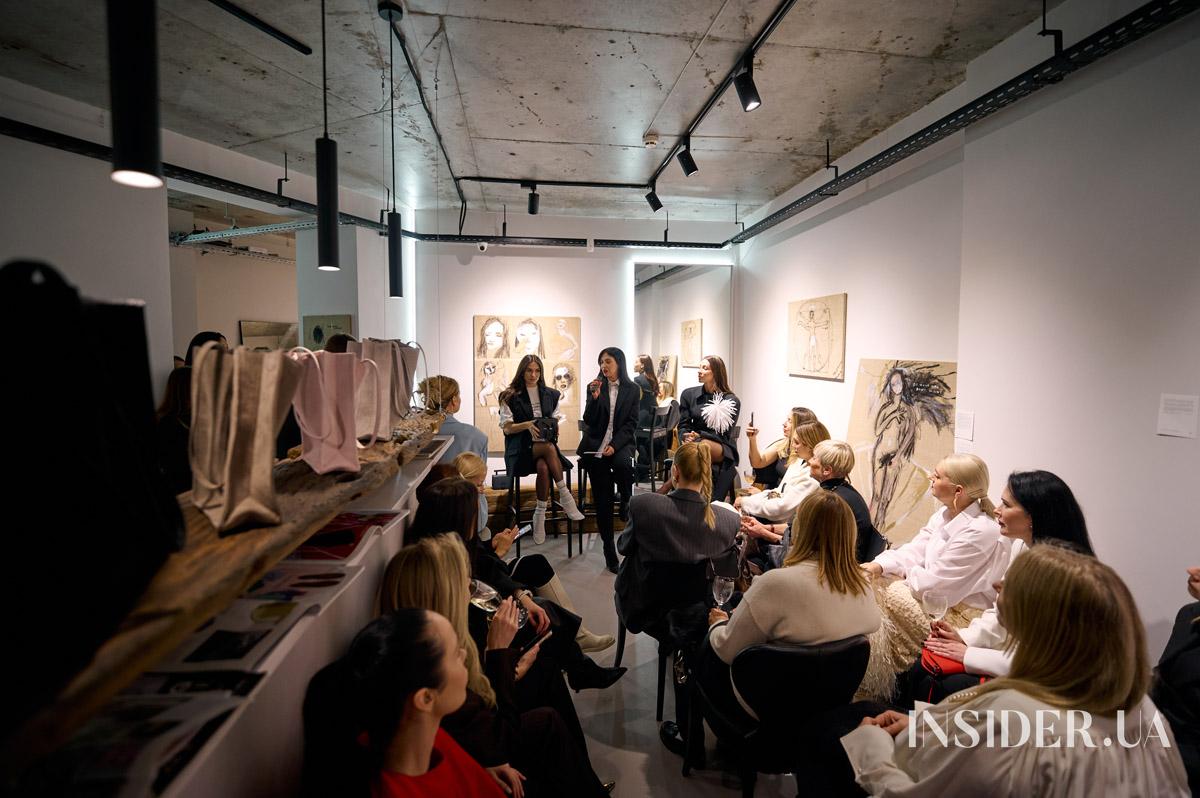 Без ролей і прикрас: як пройшла перша зустріч «Недосконалих жінок»