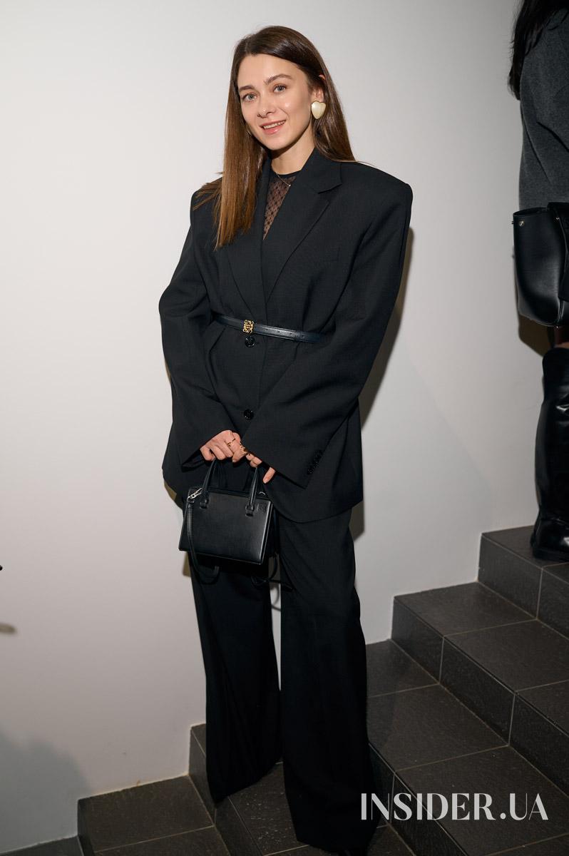 Без ролей і прикрас: як пройшла перша зустріч «Недосконалих жінок»