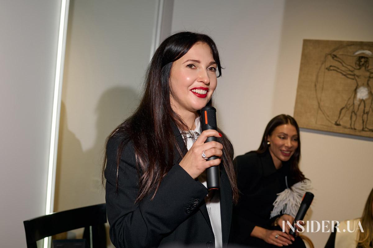 Без ролей і прикрас: як пройшла перша зустріч «Недосконалих жінок»