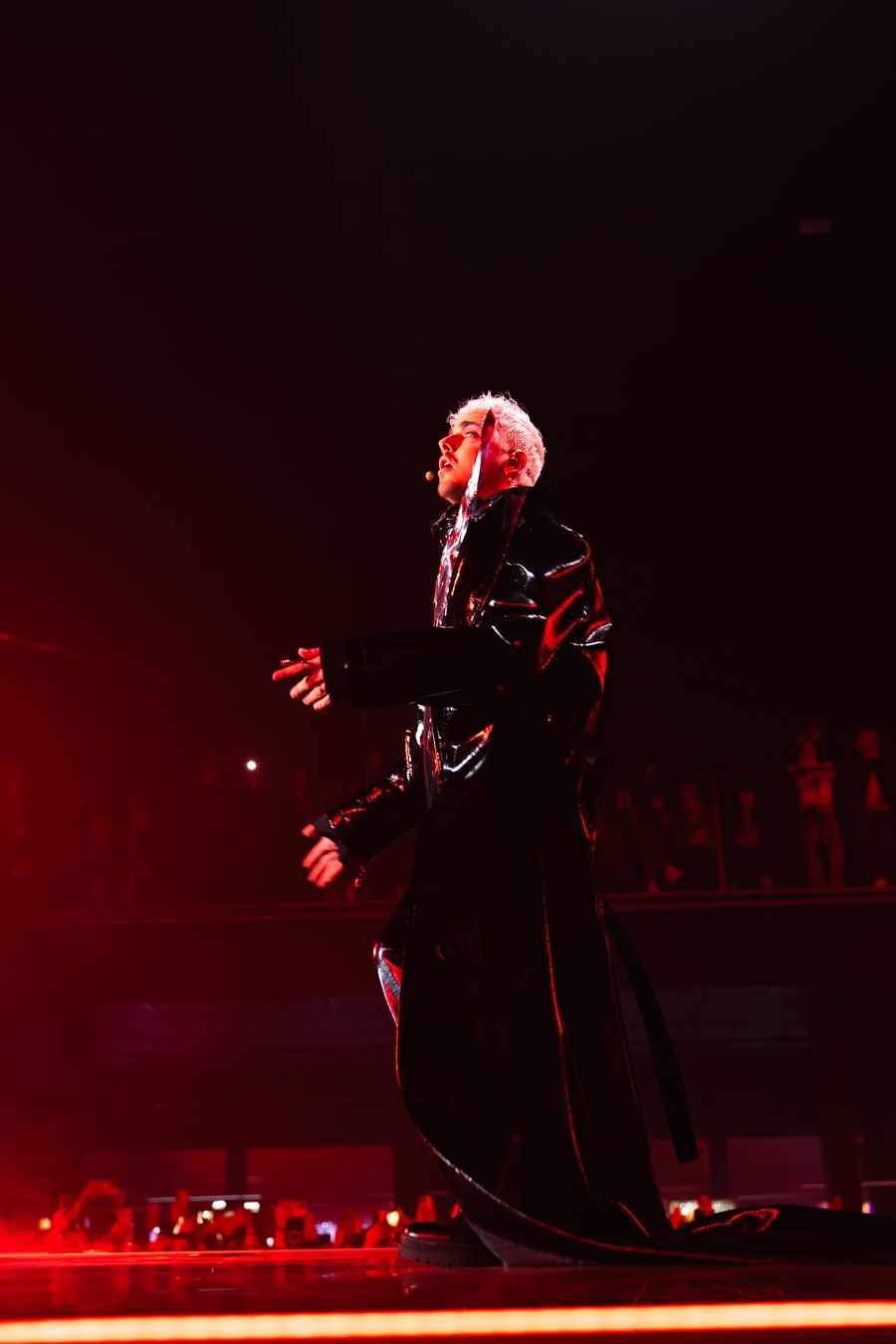 Дует із військовим і камео нареченого: MÉLOVIN дав концерт у Києві