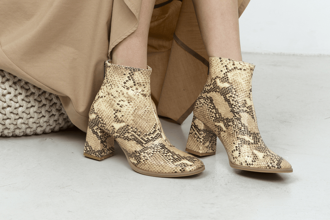 Від хутряних балеток до утеплених лоферів: головні тренди взуття холодного сезону