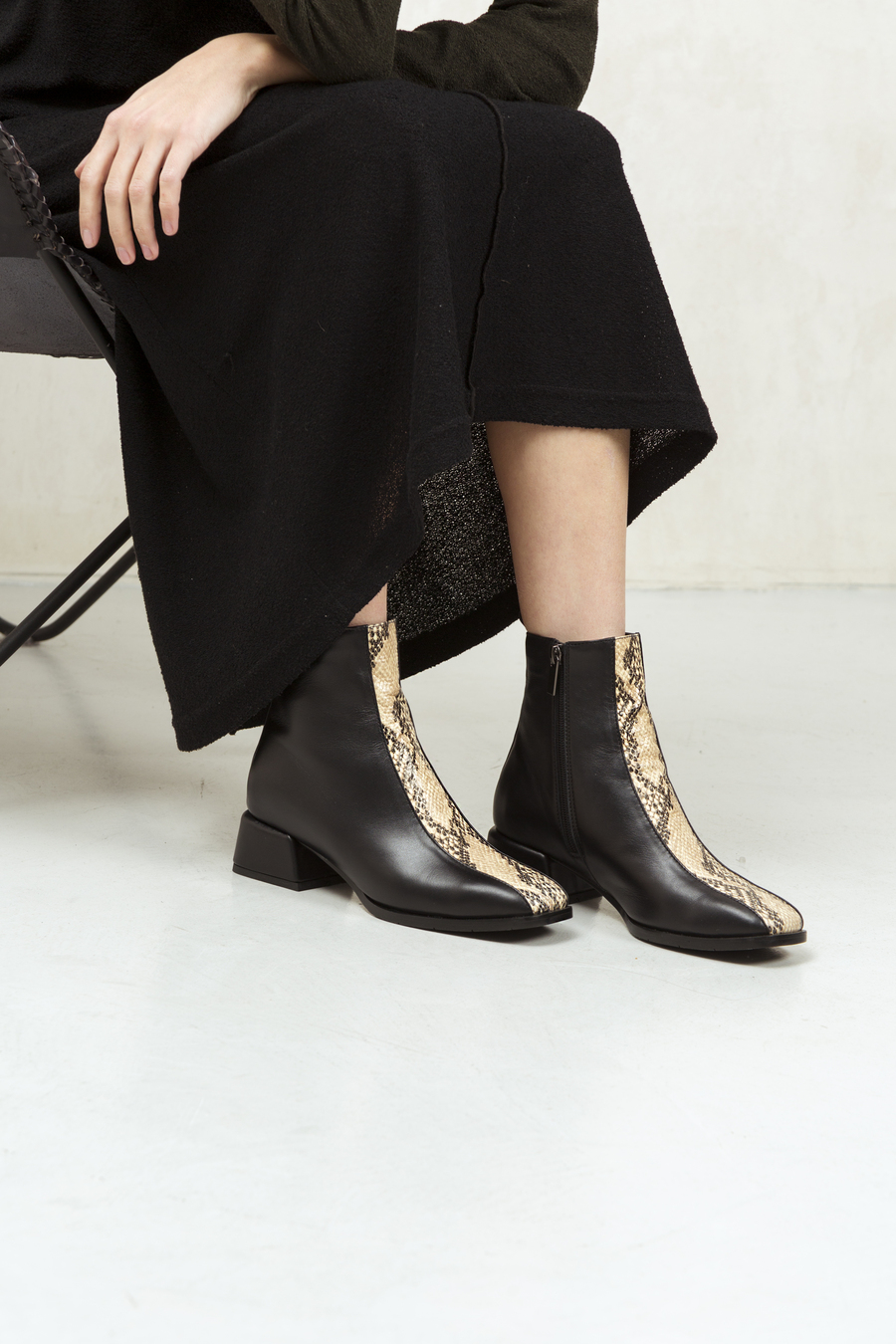 Від хутряних балеток до утеплених лоферів: головні тренди взуття холодного сезону