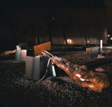 На выставке в Копенгагене уничтожили скульптуры украинской художницы Марии Куликовской