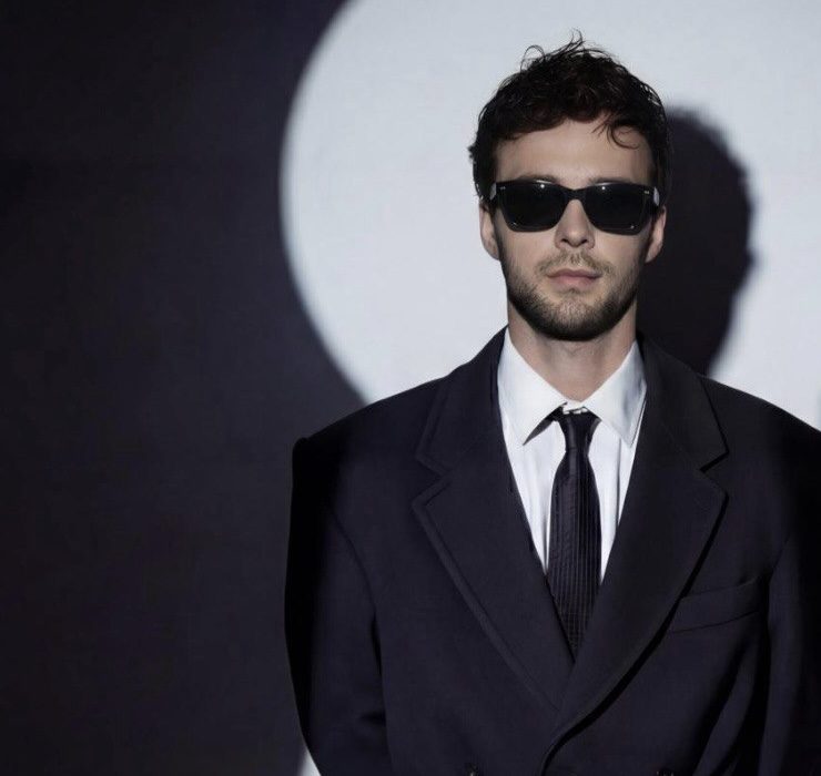 Музыкальный дайджест: премьеры от Макса Барских, Анны Тринчер и других артистов