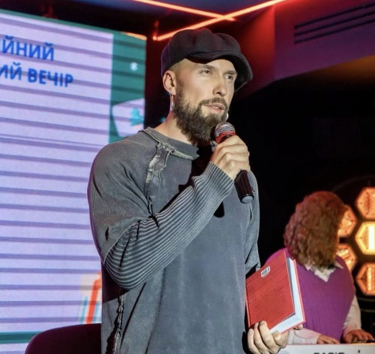 Посвящение ADAM и поддержка Нацгвардии: как прошел благотворительный вечер &laquo;Читаем сердцем&raquo;