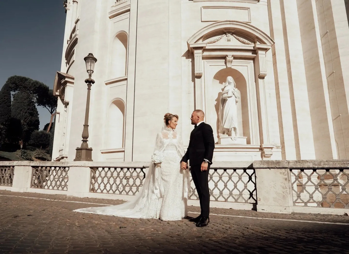 У мережі з’явилися перші світлини з весілля Конора Макгрегора