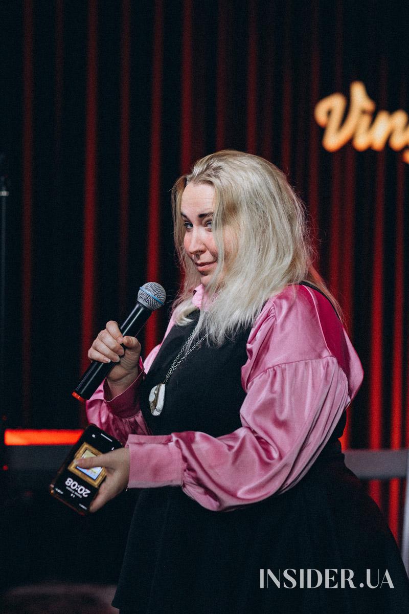 Поезія спротиву і свободи: як відбулася презентація збірки &laquo;Крила&raquo; у Києві