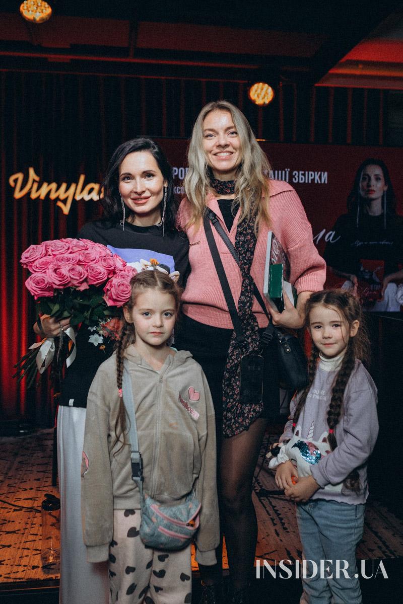 Поезія спротиву і свободи: як відбулася презентація збірки &laquo;Крила&raquo; у Києві