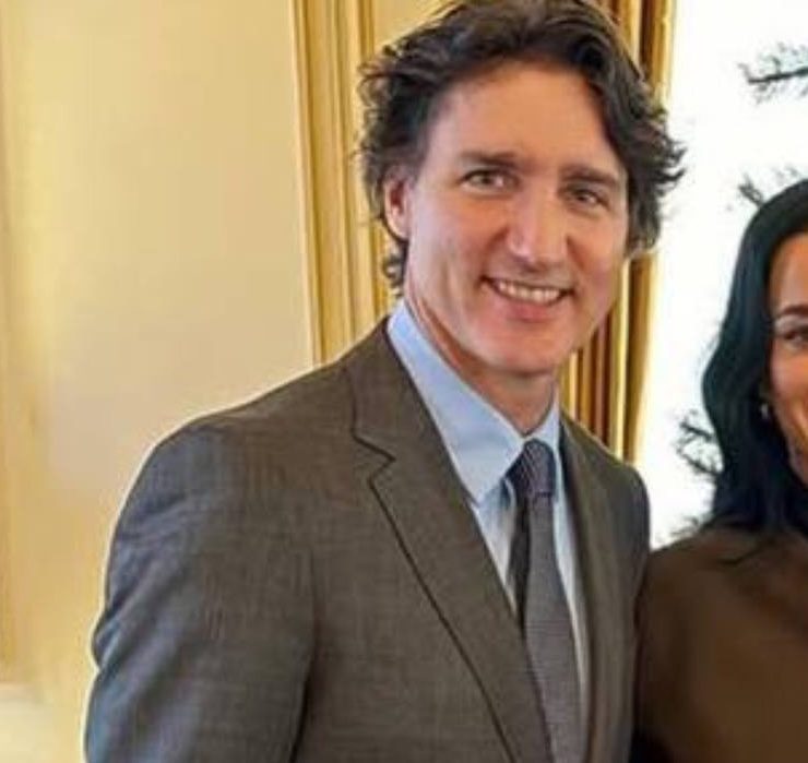 Офіційний вихід: Кеті Перрі і Джастін Трюдо зустрілися з експрем’єром Японії