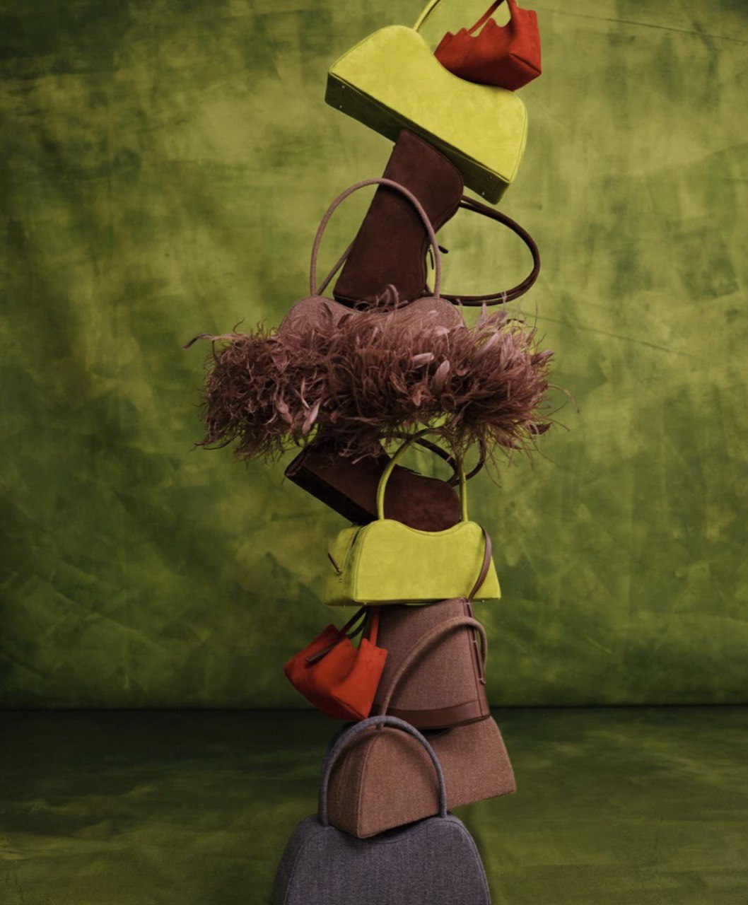 Театральна естетика у лімітованій колекції POELLE x the COAT by Katya Silchenko