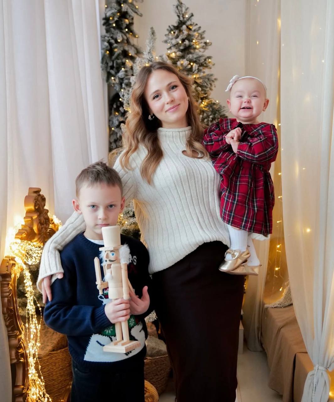 Джамала, Катя Осадча, родина Решетників тощо: різдвяні листівки зірок