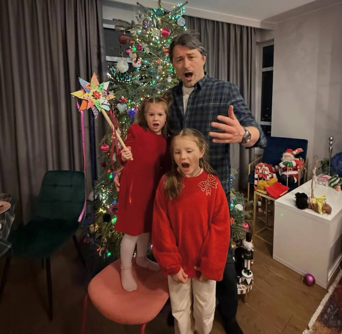 Джамала, Катя Осадча, родина Решетників тощо: різдвяні листівки зірок