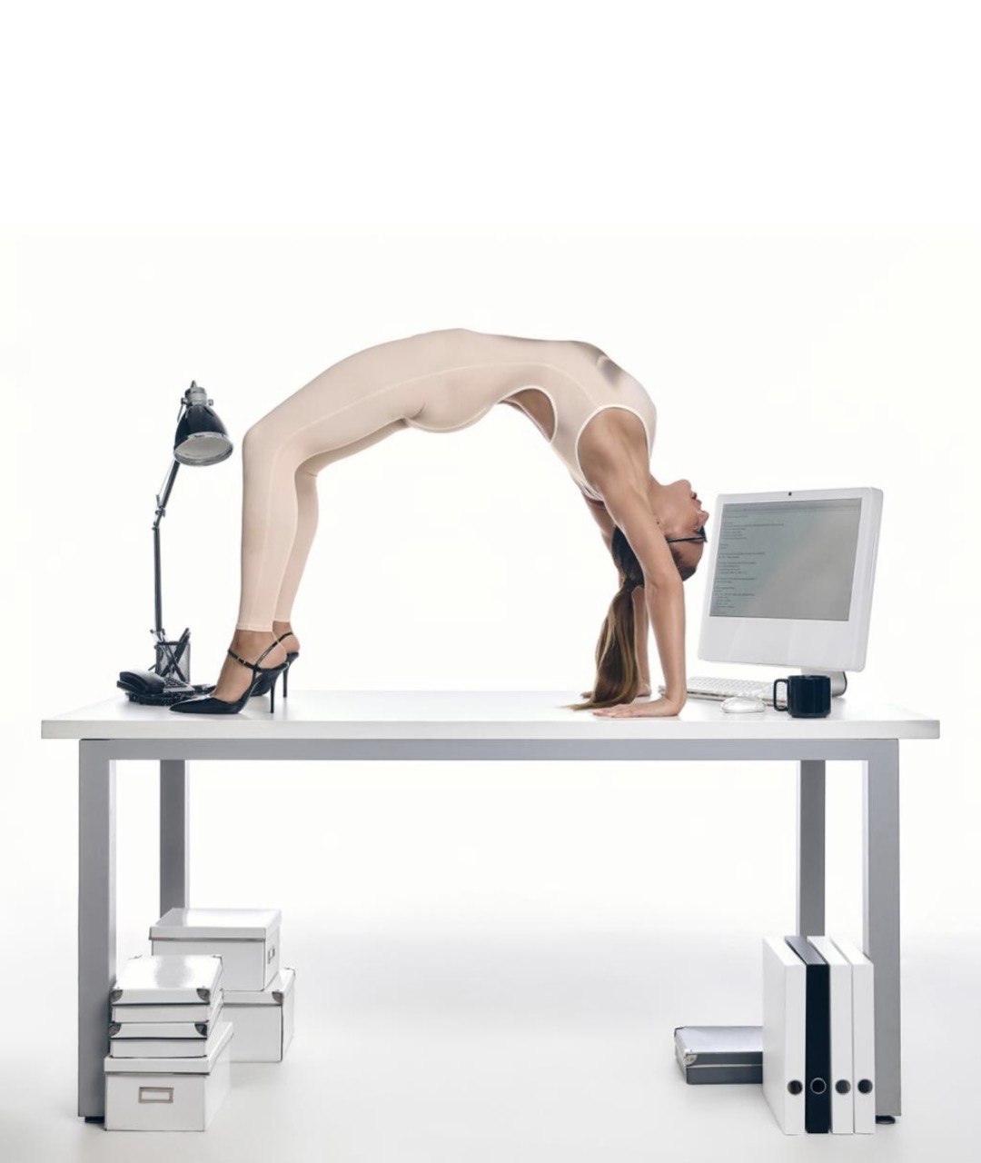 Тіло як маніфест: Тіна Кароль та VISHNI випустили лімітовану колекцію одягу