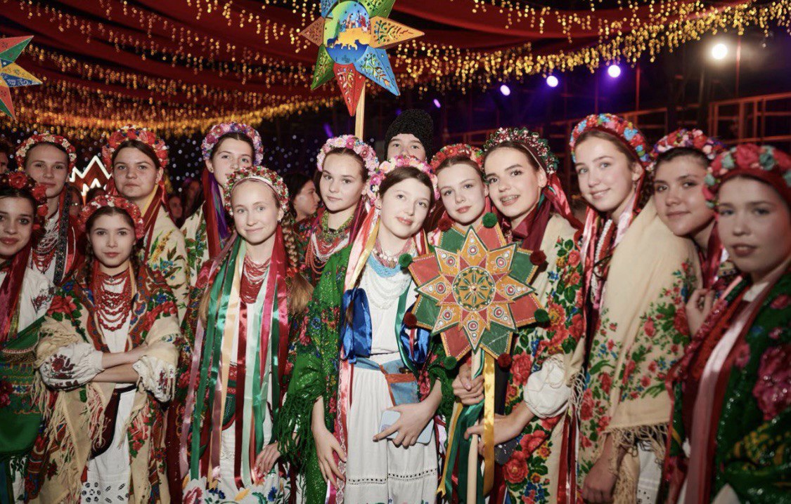 500 гостей й 150 кг куті: Катя Осадча влаштувала найбільшу в країні родинну вечерю на Різдво