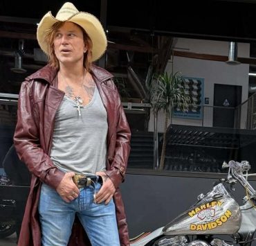 Актер Микки Рурк рискует потерять дом