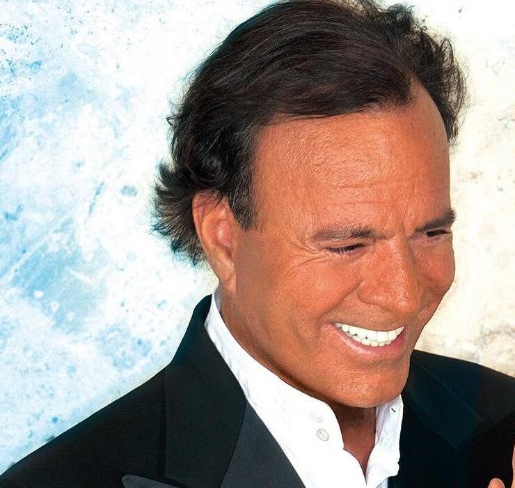 82-летнего Хулио Иглесиаса обвинили в сексуализированном насилии