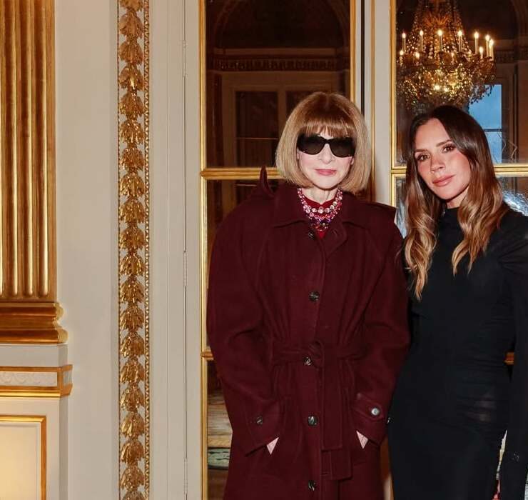 На фоне скандала: Виктория Бекхэм получила Орден искусств и литературы Франции