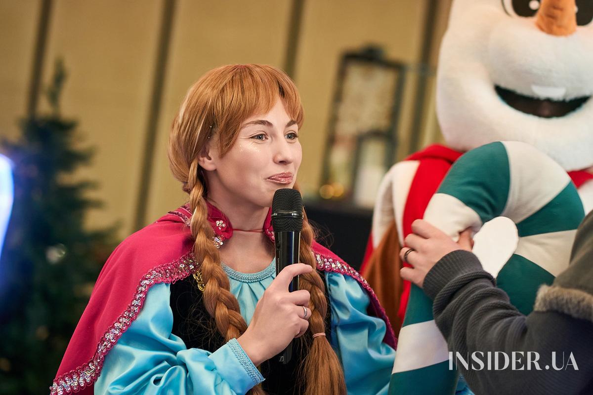 Як минув благодійний захід для дітей захисників &laquo;За хвилину до Різдва&raquo;