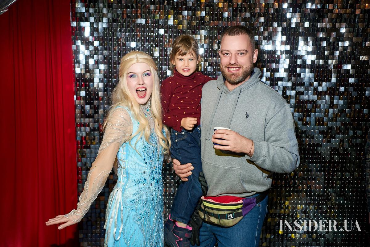 Як минув благодійний захід для дітей захисників «За хвилину до Різдва»