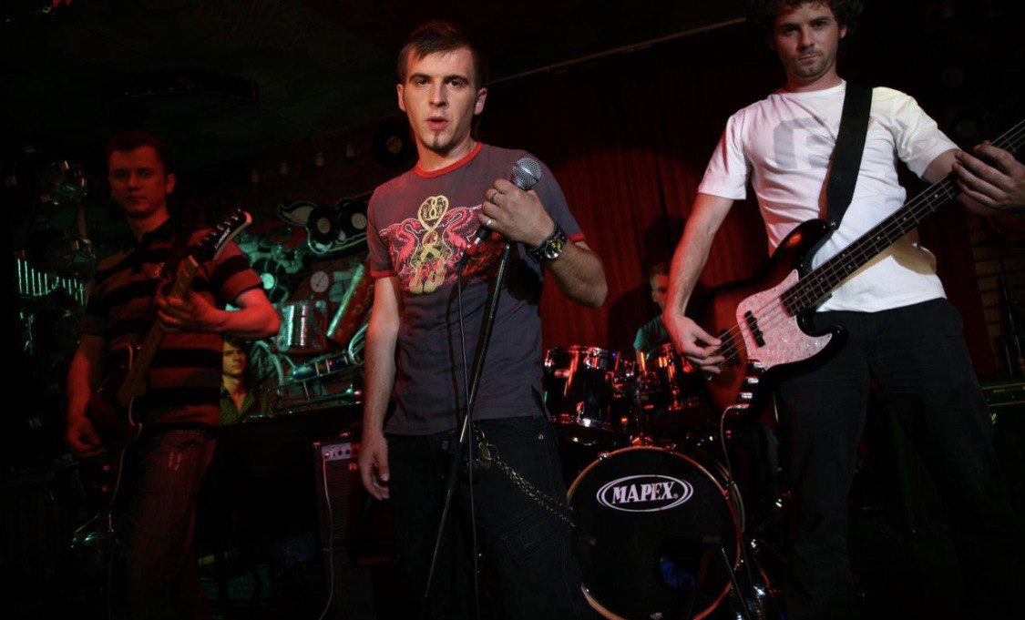 БЕЗ ОБМЕЖЕНЬ &mdash; 27 років! Гурт показав ексклюзивні архівні кадри