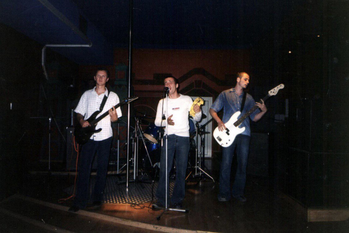 БЕЗ ОБМЕЖЕНЬ &mdash; 27 років! Гурт показав ексклюзивні архівні кадри