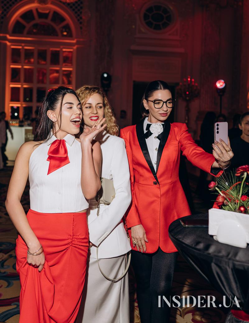 Різдвяна зустріч від ELLE, ELLE Decoration, Cosmopolitan та Harper’s Bazaar