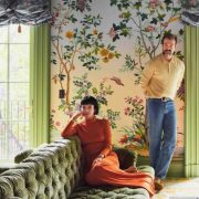 Дакоту Джонсон запідозрили в новому романі