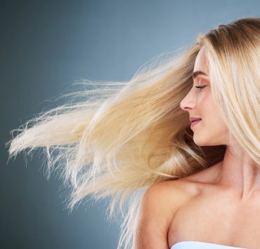 Догляд, який &laquo;читає&raquo; тип волосся: нове покоління масок